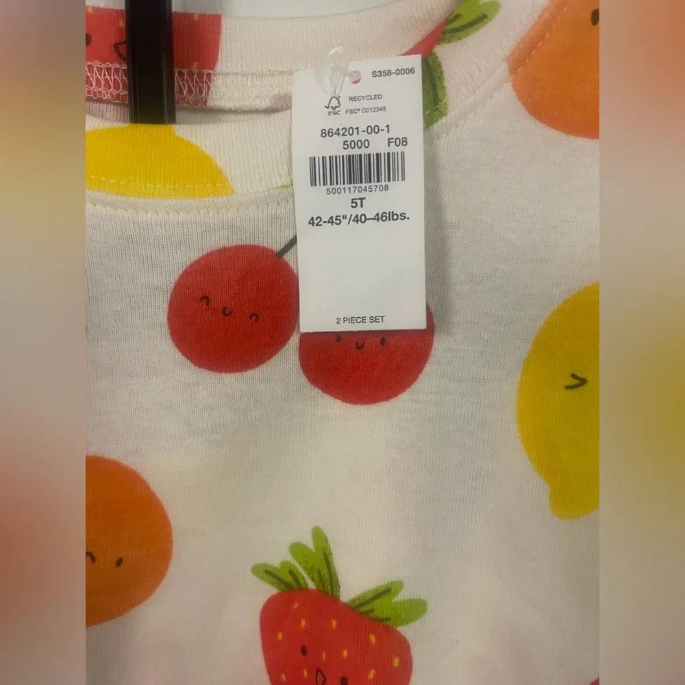 NWT Old Navy Girls Fruit Print 2-PiecePajama Set Size 5T Strawberry Lemon Cherry